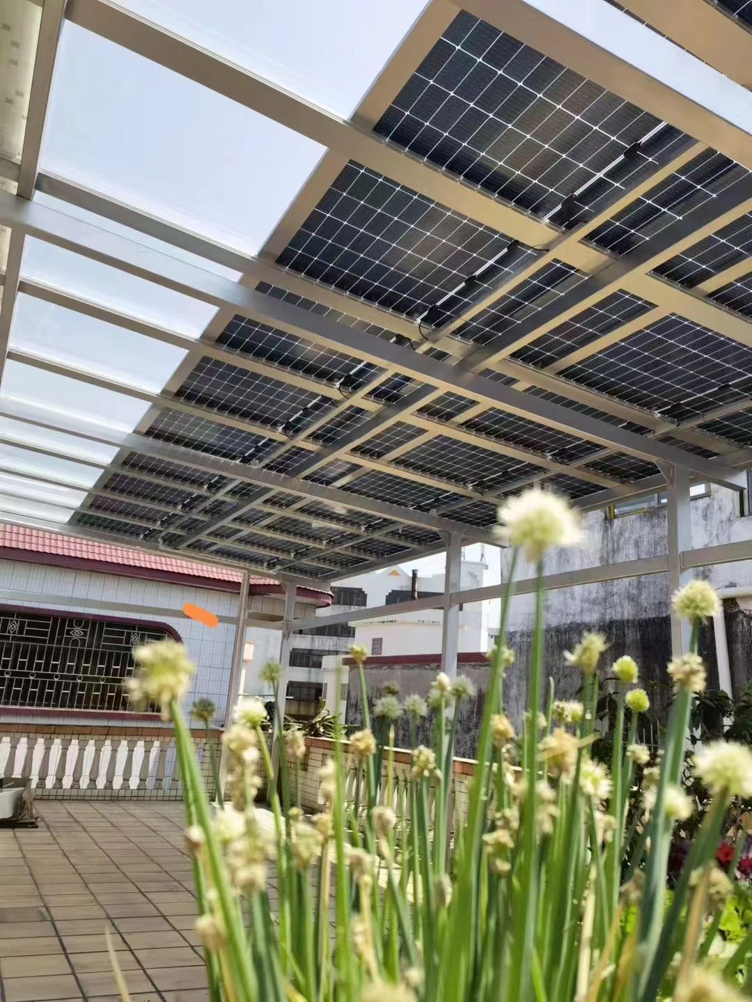 靖边别墅家用屋顶太阳能发电系统安装
